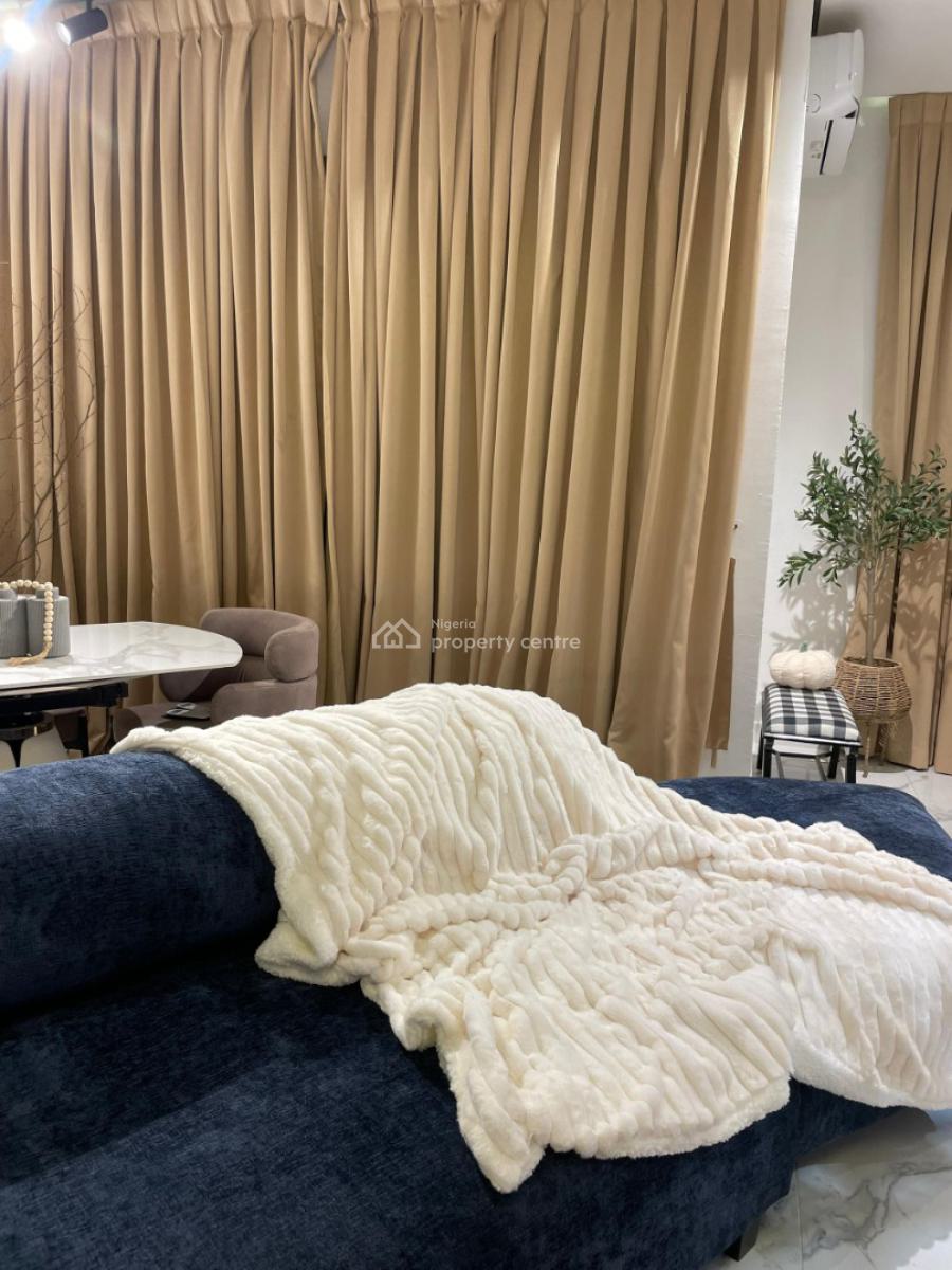 Tomi Freshly Baked 2 Bedroom Flat, Victoria Island (vi), Lagos, Flat / Apartment Short Let