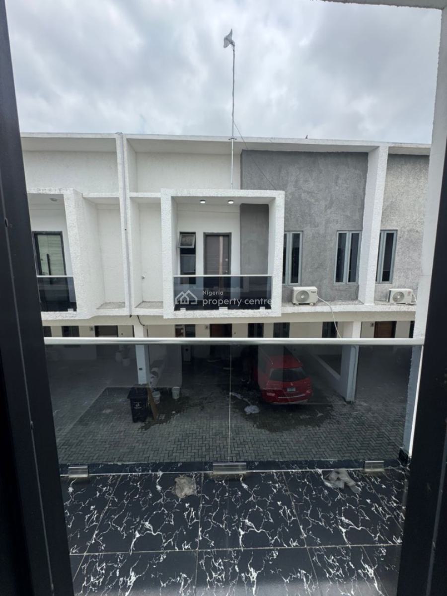 4bedroom Terrace Duplex, Orchid Road, Lekki, Lagos, Terraced Duplex for Sale