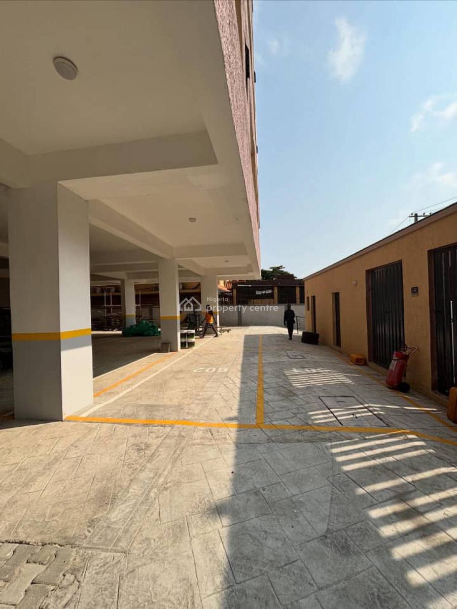 5-bedroom Penthouse Maisonette with 1 Bq, Victoria Island (vi), Lagos, House for Sale