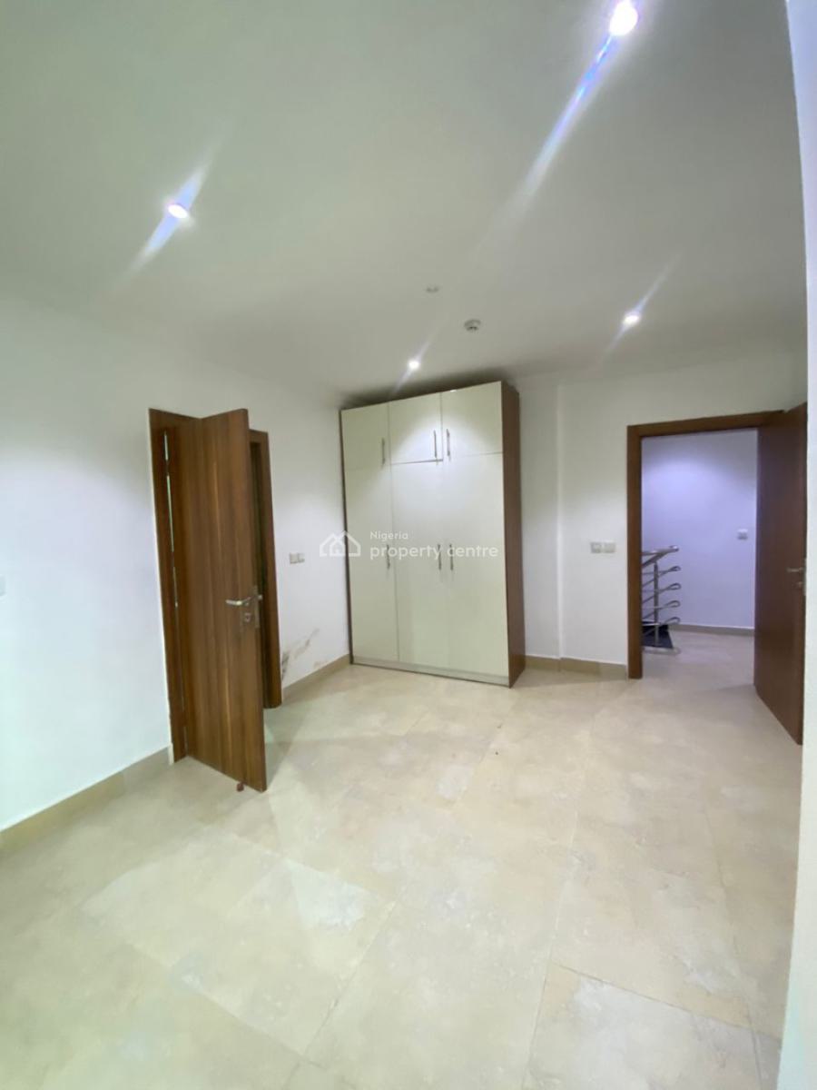 Spacious 3 Bedroom Maisonette in a Serene Environment, Ikoyi, Lagos, House for Rent
