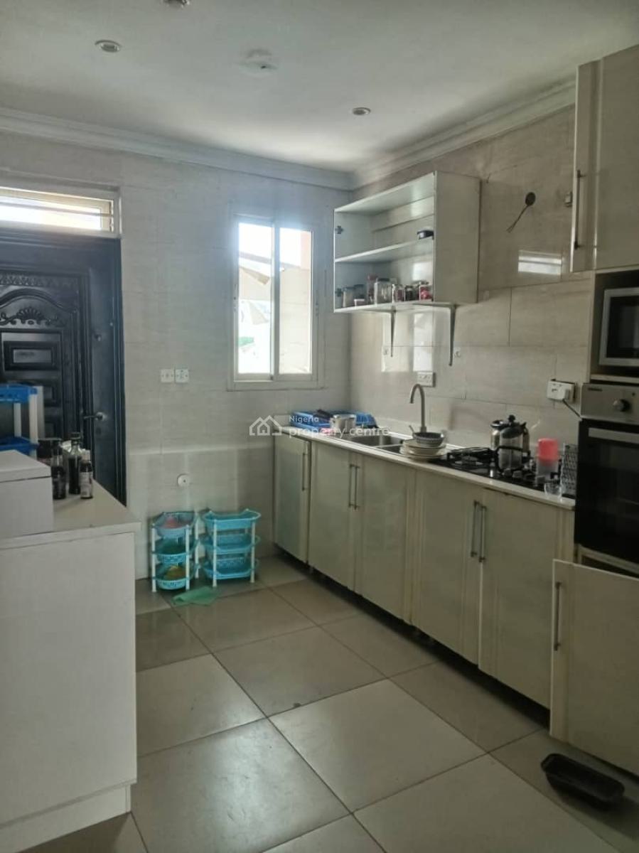 Spacious 2 Bedroom Apartment, Old Ikoyi, Ikoyi, Lagos, Flat / Apartment for Rent