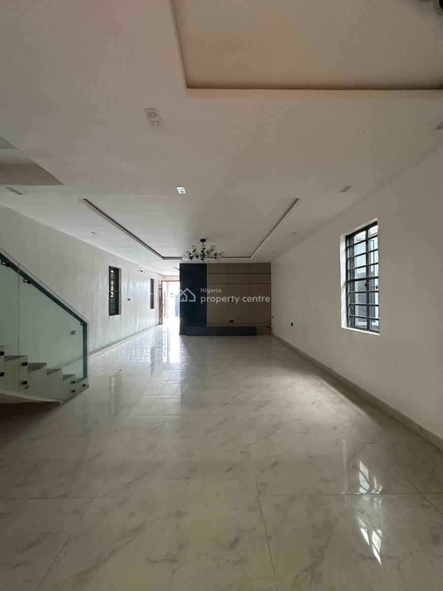Neatly Built 5 Bedroom Detached Duplex with Bq, Ologolo, Lekki, Lagos, Detached Duplex for Sale
