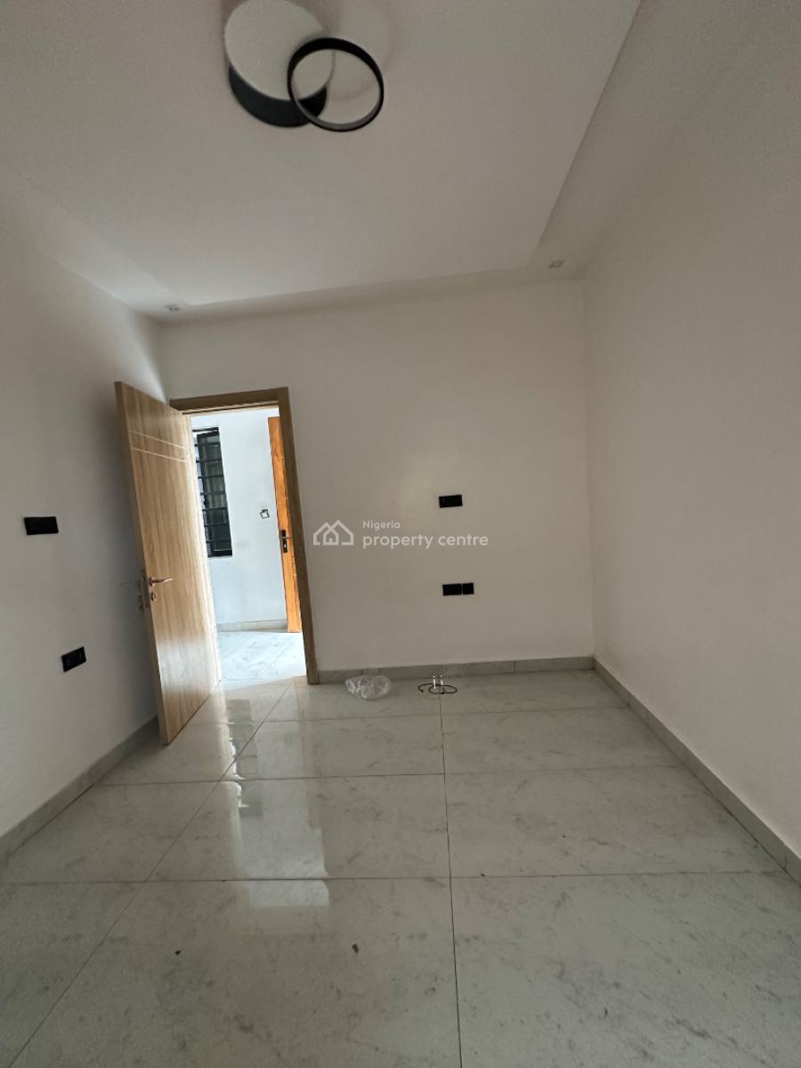Neatly Built 5 Bedroom Detached Duplex with Bq, Ologolo, Lekki, Lagos, Detached Duplex for Sale