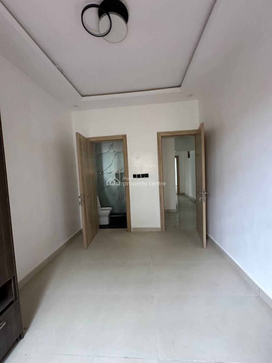 Neatly Built 5 Bedroom Detached Duplex with Bq, Ologolo, Lekki, Lagos, Detached Duplex for Sale