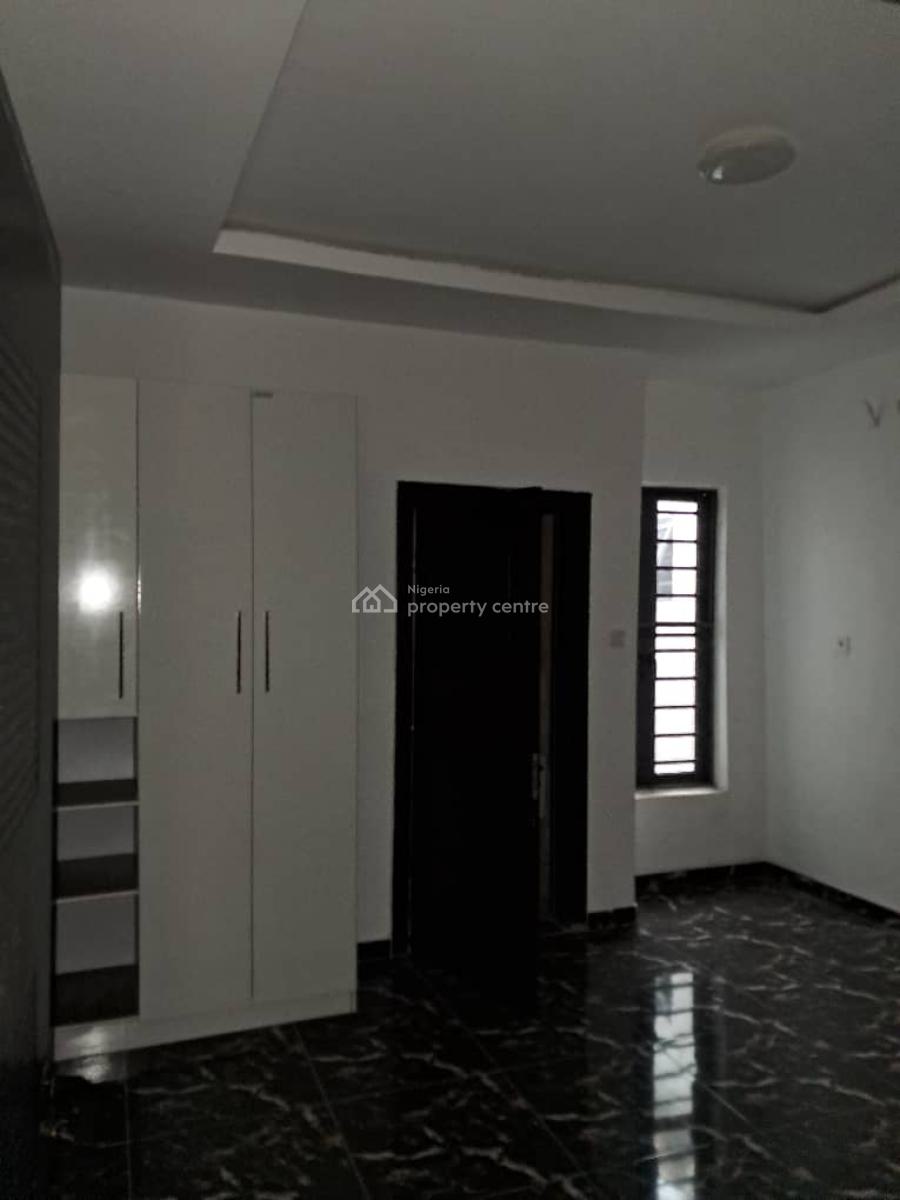 Fully Serviced 4-bedroom Terrace, Orchid Road, Lekki, Lagos, Terraced Duplex for Rent