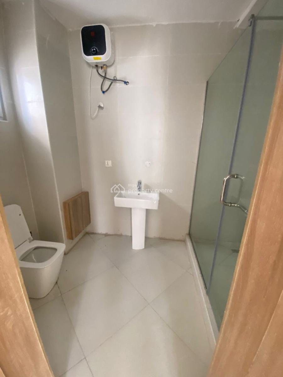 6 Bedroom Detached House with Room Bq, Osapa, Lekki, Lagos, Detached Duplex for Rent