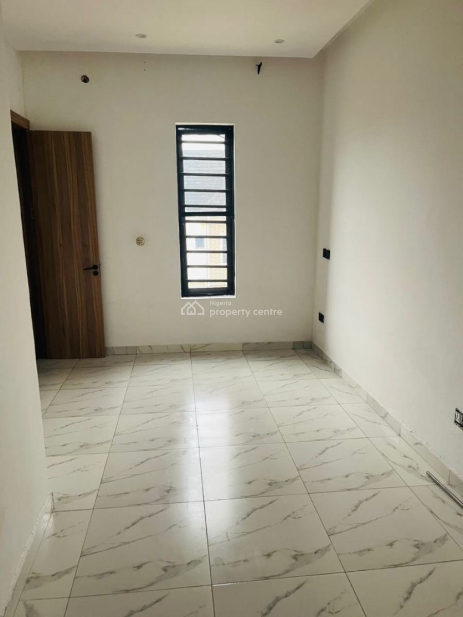 4 Bedroom Semi-detached Duplex with Bq, Ikota, Lekki, Lagos, Semi-detached Duplex for Rent