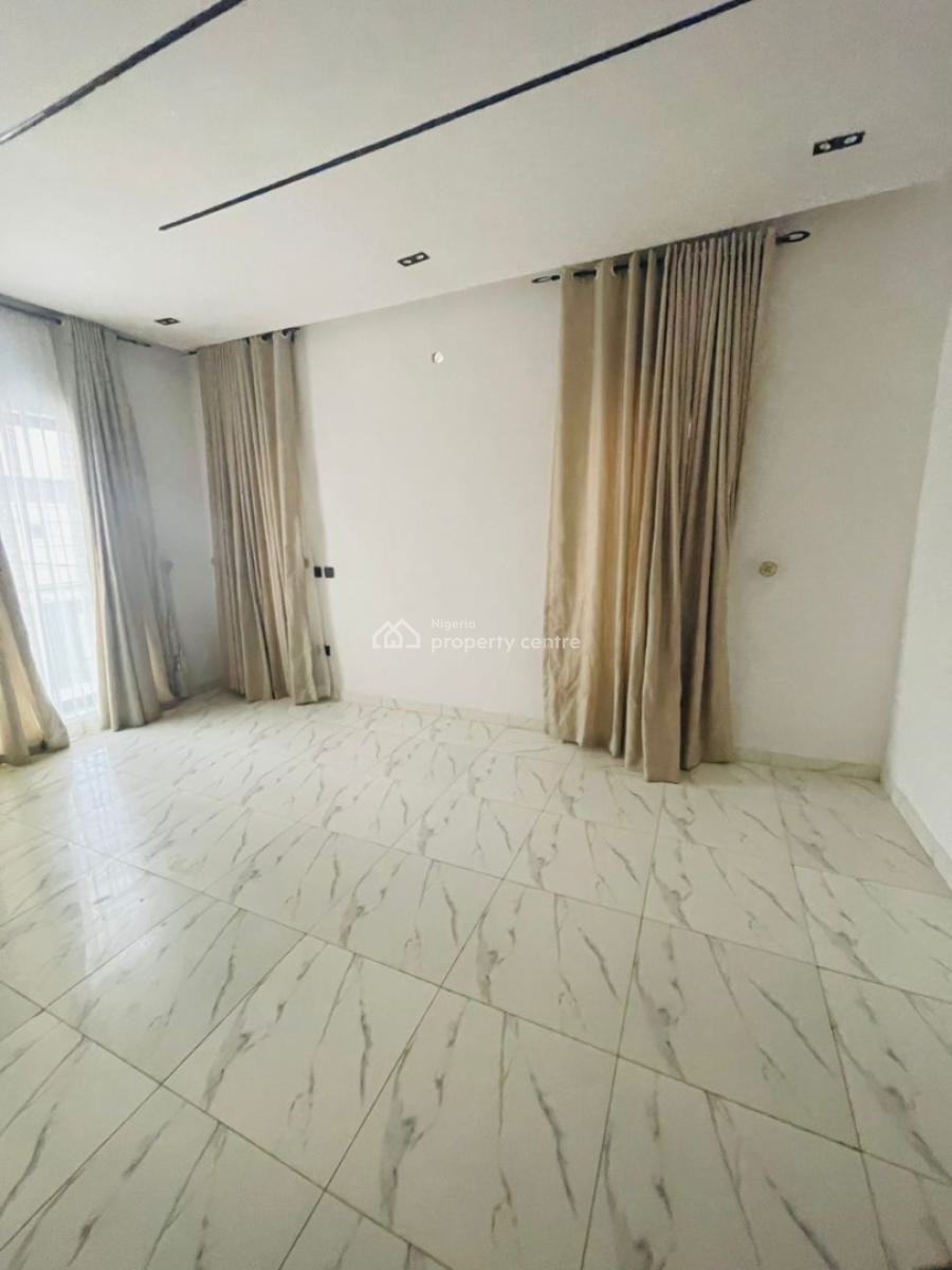 4 Bedroom Semi-detached Duplex with Bq, Ikota, Lekki, Lagos, Semi-detached Duplex for Rent