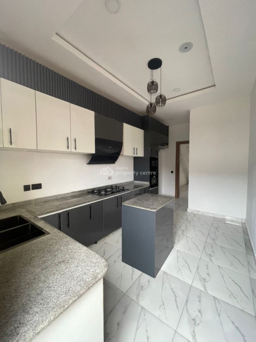 4 Bedroom Semi-detached Duplex with Bq, Ikota, Lekki, Lagos, Semi-detached Duplex for Rent