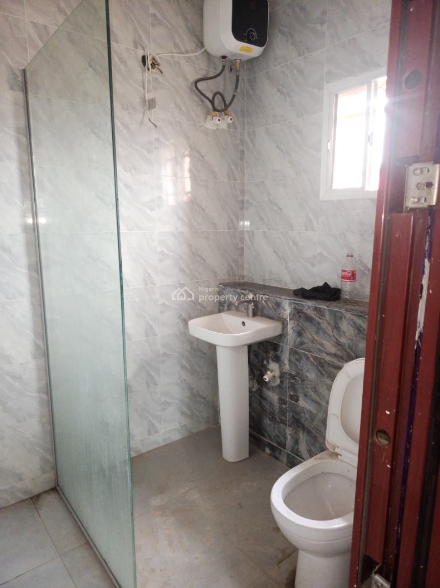 Newly Renovated 2 Block of Flats, 2nd Avenue, Gwarinpa, Abuja, Flat / Apartment for Rent