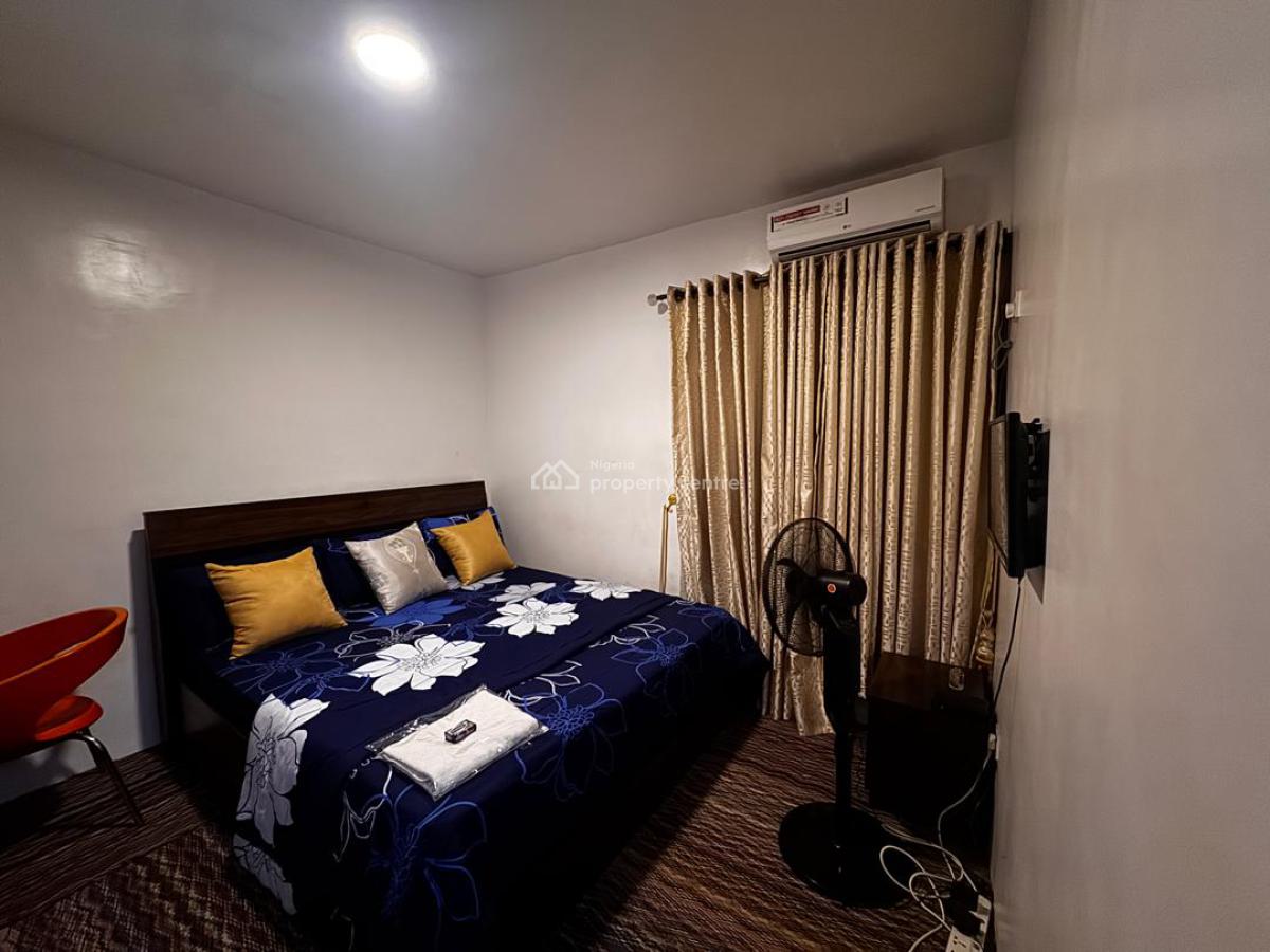Luxurious 1-bedroom (room and Parlour) Apartment in The Heart of Ikeja, Adeniyi Jones, Ikeja, Lagos, Mini Flat (room and Parlour) Short Let