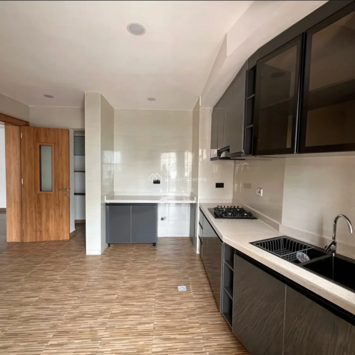 Smart 2 Bedroom Apartment in a Serviced Court, Off Admiralty Way, Lekki Phase 1, Lekki, Lagos, Flat / Apartment for Rent