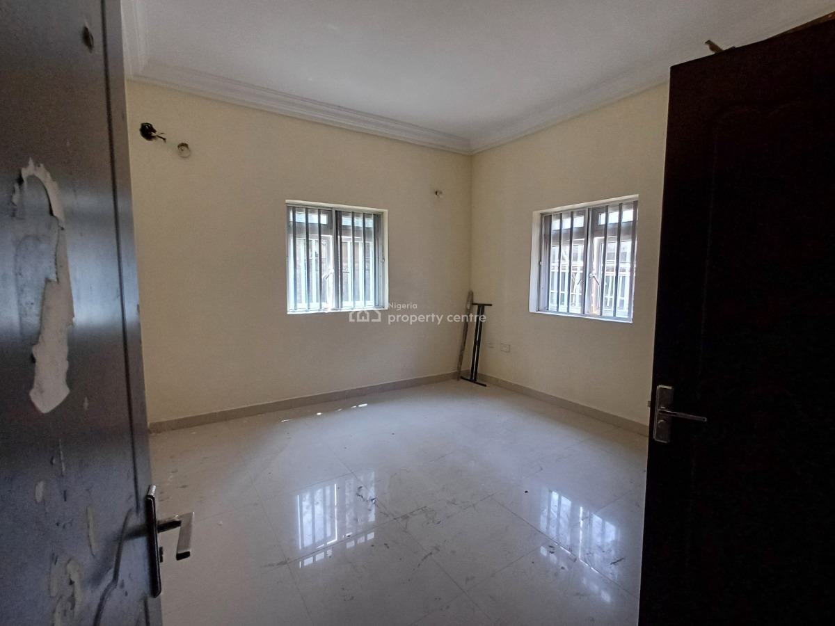 Spacious 3 Bedroom Flat on The Ground Floor, Mabushi, Abuja, Flat / Apartment for Rent