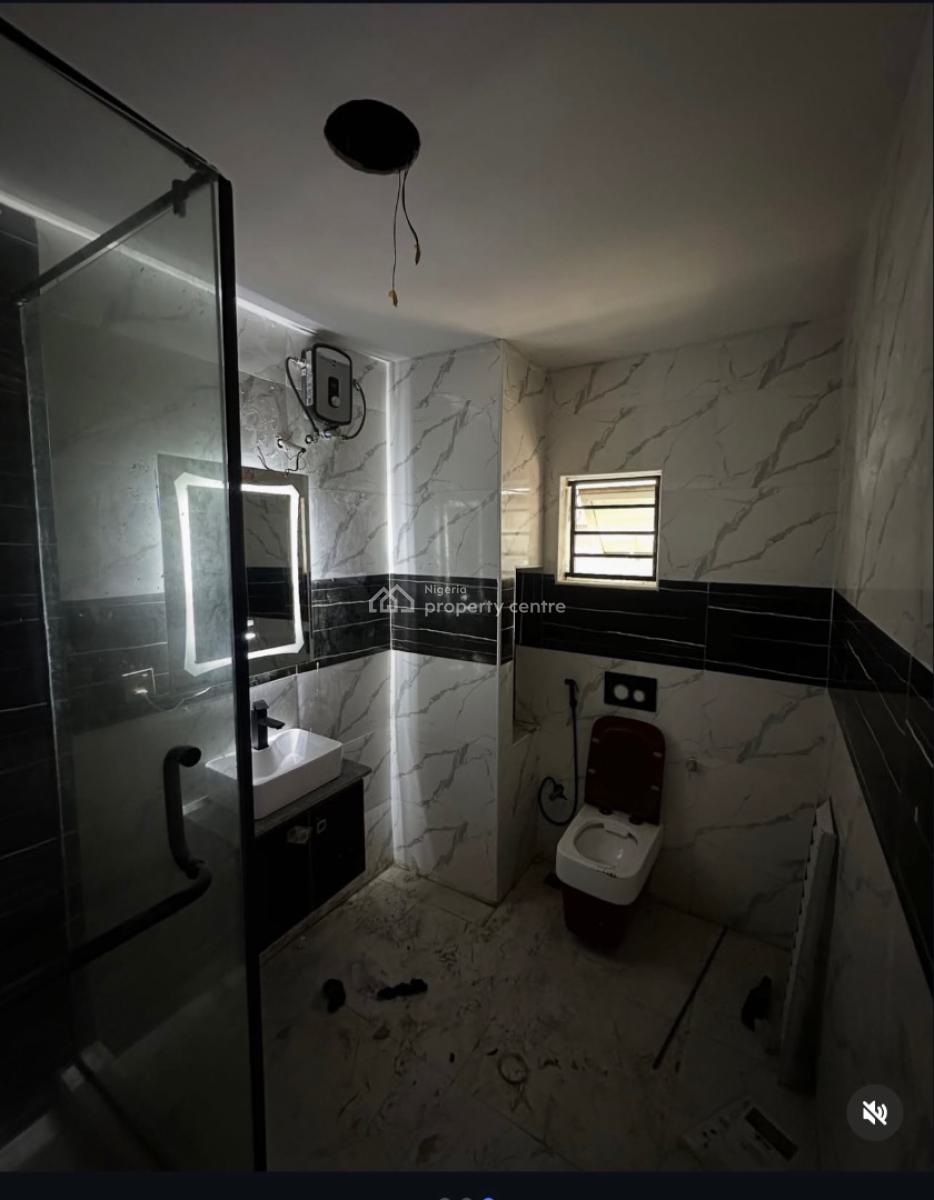Nice 4 Bedroom Spacious Terrace Duplex, Lekki Phase One, Lekki, Lagos, Terraced Duplex for Sale