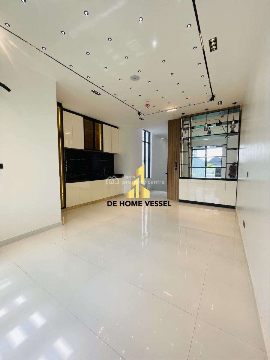 Distinguishing Luxury 6 Bedroom Fully Detached Home with Cinema & Pool, Chevron, Lekki, Lagos, Detached Duplex for Sale