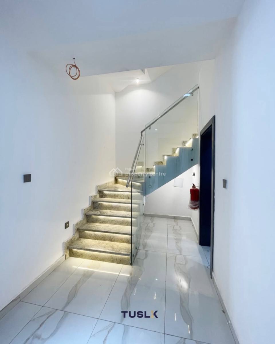 4 Bedrom Terrace+ Bq, Guzape District, Abuja, Terraced Bungalow for Sale