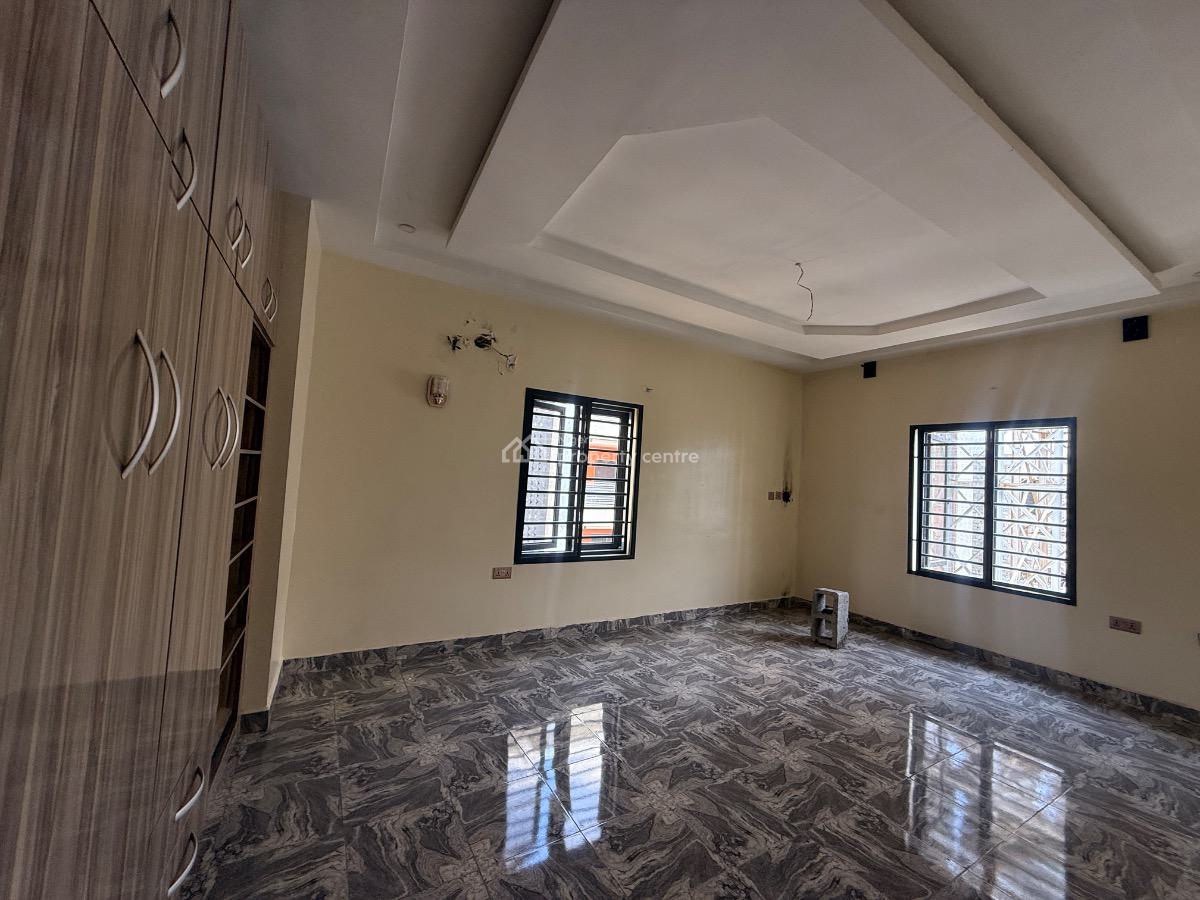Beautiful Spacious 3 Bedroom Flat No Bq, Gilmore, Jahi, Abuja, Flat / Apartment for Rent