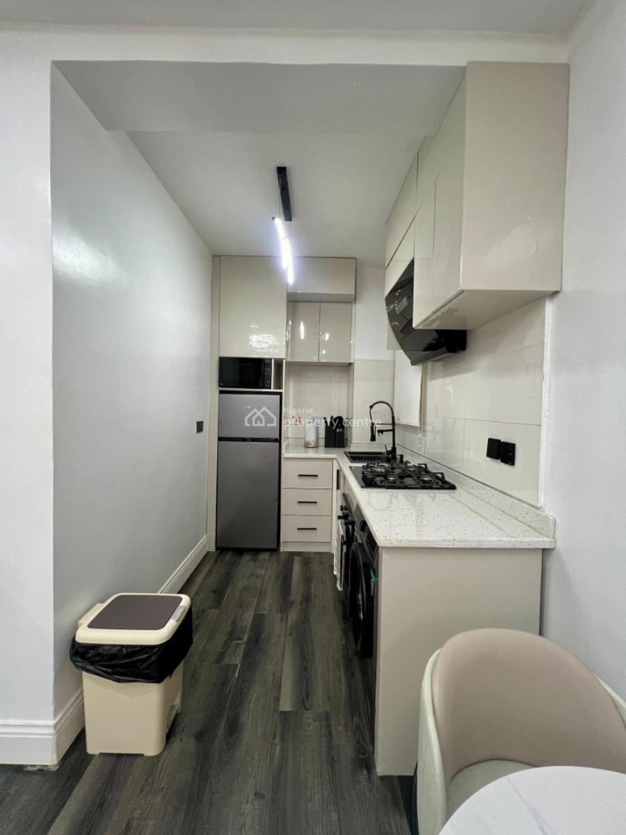 Chic One Bedroom Apartment W/all Shades of Coziness, Off Freedom Way, Lekki Phase 1, Lekki, Lagos, Mini Flat (room and Parlour) Short Let