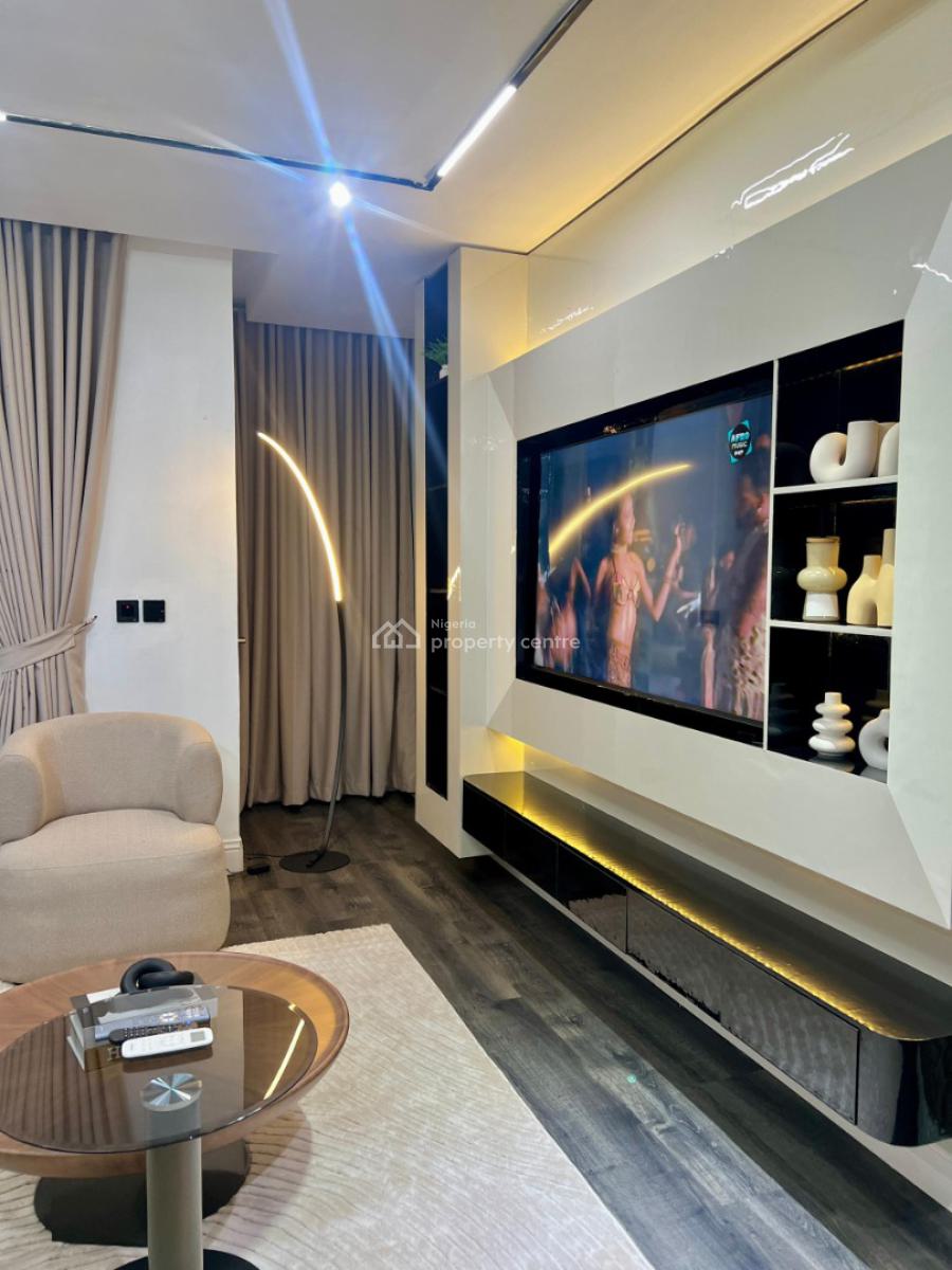 Chic One Bedroom Apartment W/all Shades of Coziness, Off Freedom Way, Lekki Phase 1, Lekki, Lagos, Mini Flat (room and Parlour) Short Let
