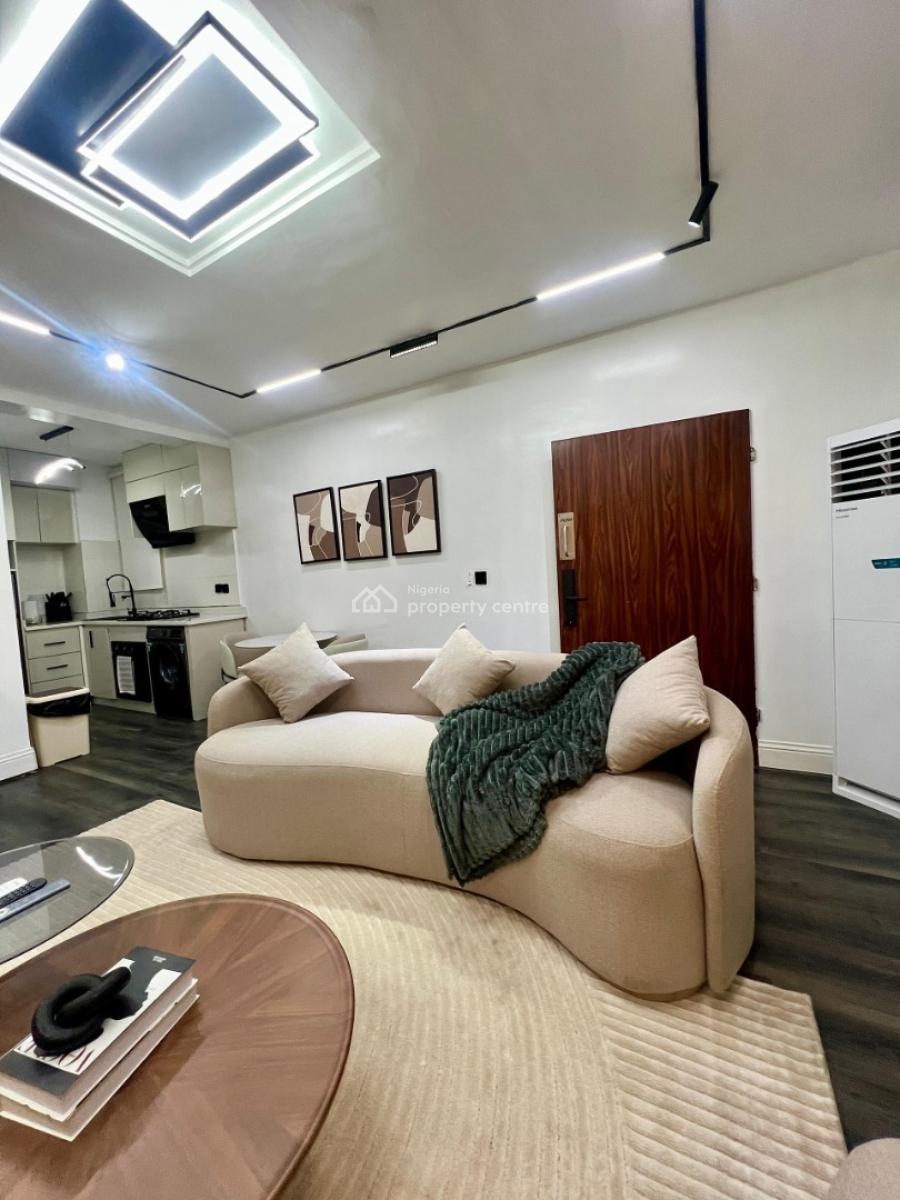 Chic One Bedroom Apartment W/all Shades of Coziness, Off Freedom Way, Lekki Phase 1, Lekki, Lagos, Mini Flat (room and Parlour) Short Let