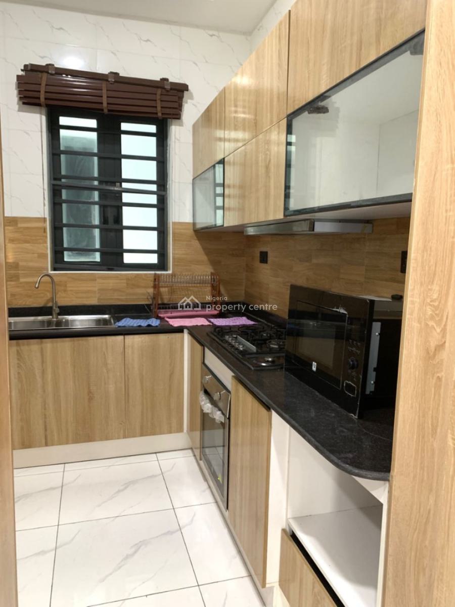 Exclusive Smart Furnished 2 Bedroom Apartment, Ologolo, Lekki, Lagos, Flat / Apartment for Rent
