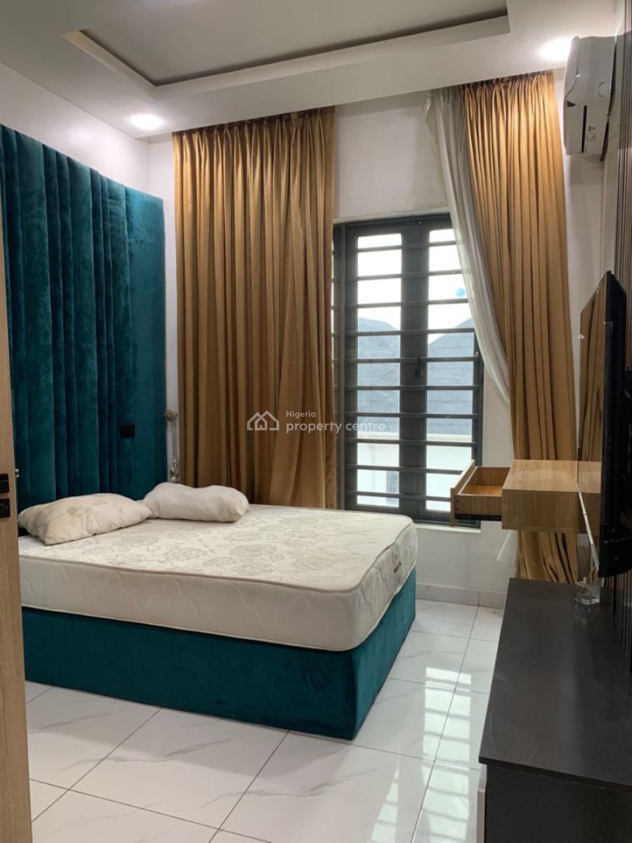 Exclusive Smart Furnished 2 Bedroom Apartment, Ologolo, Lekki, Lagos, Flat / Apartment for Rent