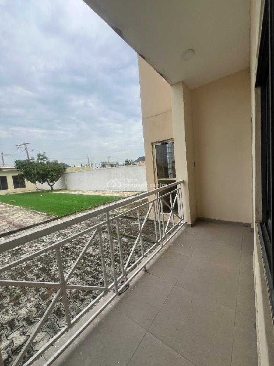Spacious 3 Bedroom Apartment with Bq, United Estate, Sangotedo, Ajah, Lagos, Flat / Apartment for Rent