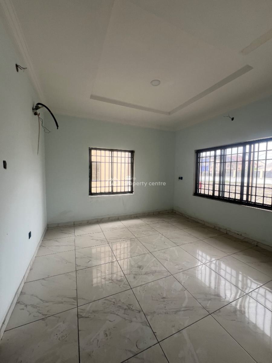 Spacious 3 Bedroom Apartment with Bq, United Estate, Sangotedo, Ajah, Lagos, Flat / Apartment for Rent