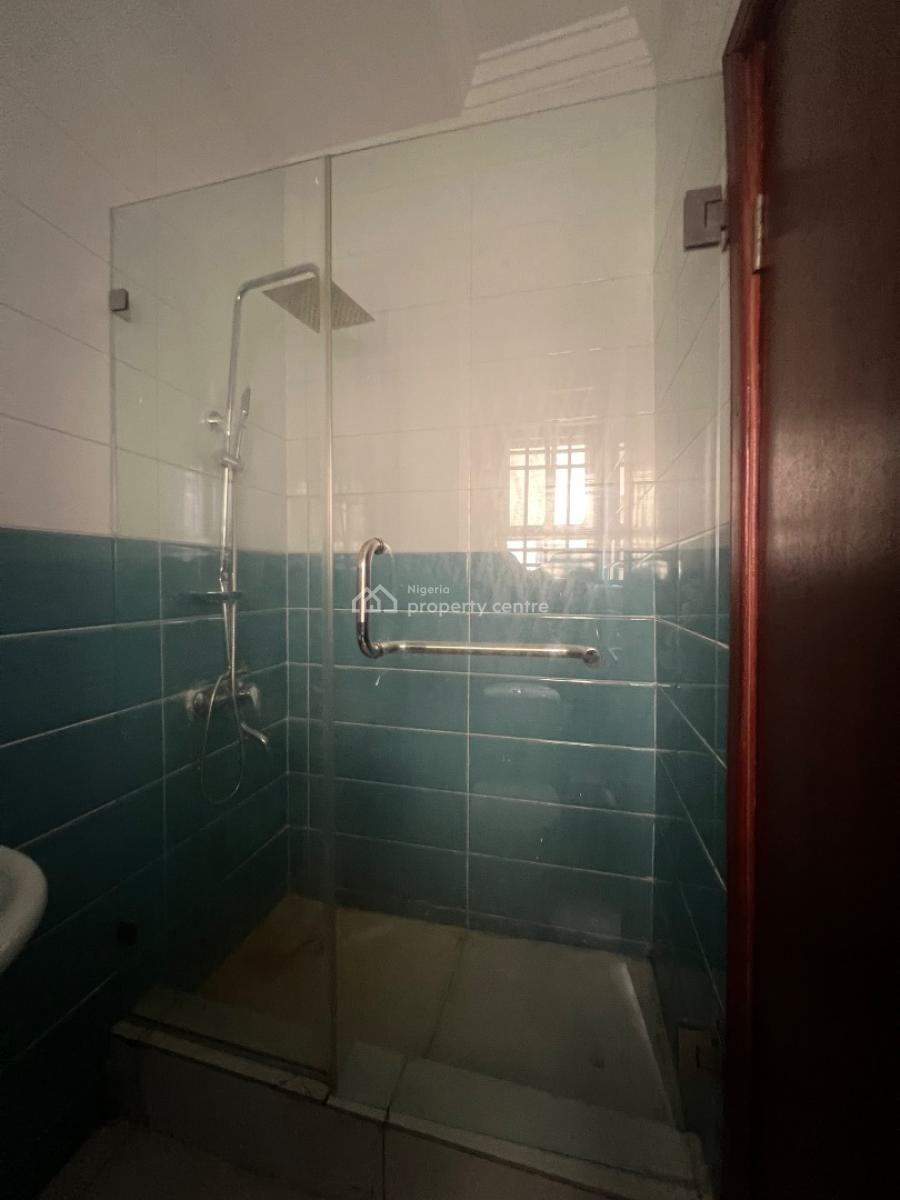 Spacious 3 Bedroom Apartment with Bq, United Estate, Sangotedo, Ajah, Lagos, Flat / Apartment for Rent