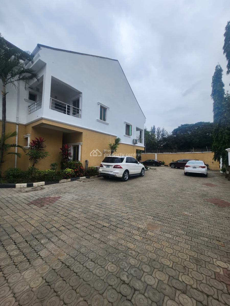 Well Renovated 4 Bedroom Terrace Duplex with Bq,2 Living Rooms, Maitama District, Abuja, Terraced Duplex for Rent
