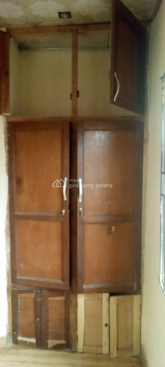 a Spacious 2 Bedroom Apartment, Lucky Fiber Road, Ikorodu, Lagos, Flat / Apartment for Rent
