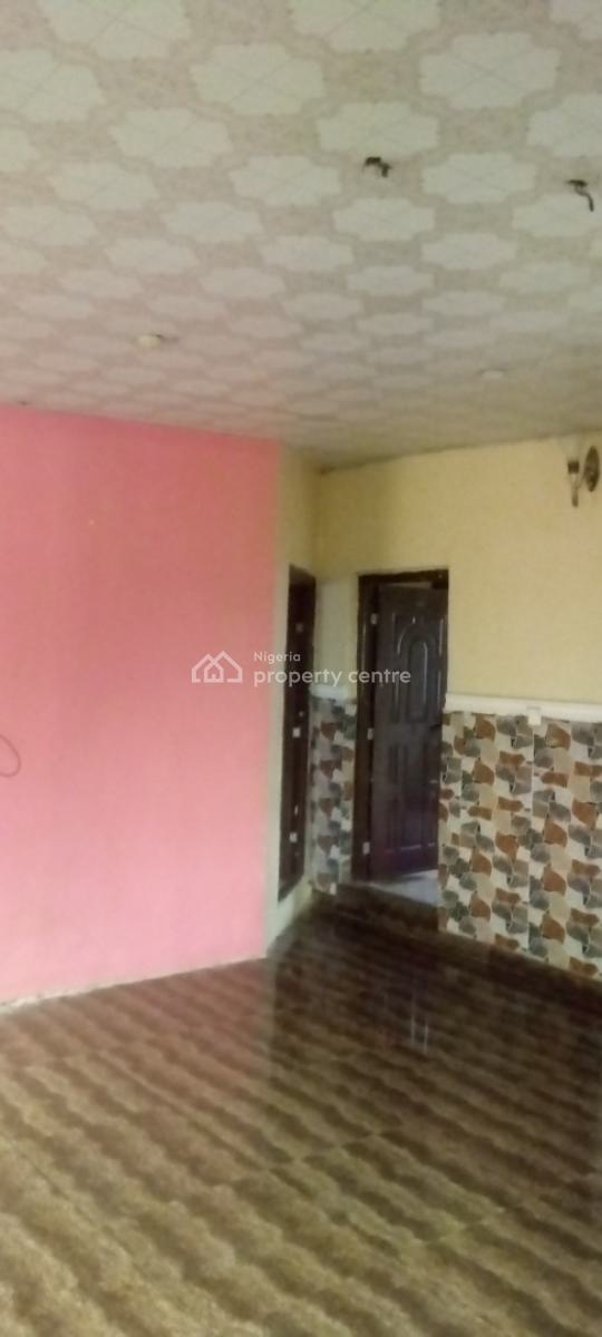 a Spacious 2 Bedroom Apartment, Lucky Fiber Road, Ikorodu, Lagos, Flat / Apartment for Rent