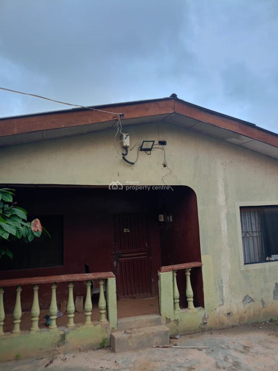 5 Bedrooms Bungalow with Mini Flat, Alakuko, Ifako-ijaiye, Lagos, Detached Bungalow for Sale