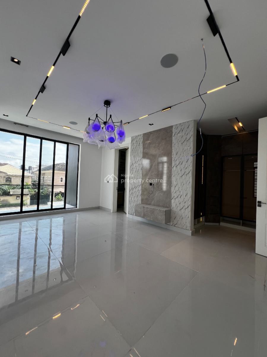 Spacious 5 Bedroom Detached Duplex with a Room Bq,swimming Pool, Lekki Phase 1, Lekki, Lagos, Detached Duplex for Sale