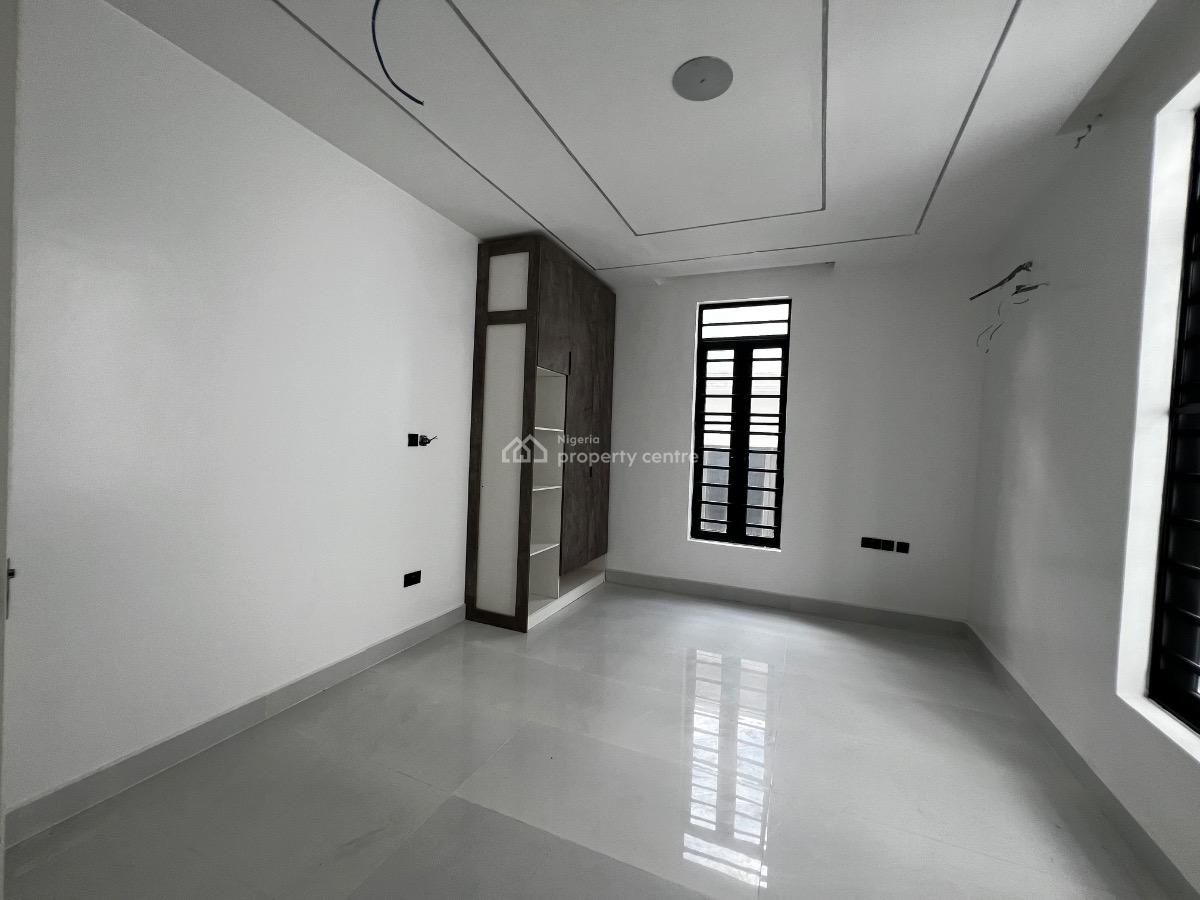 Spacious 5 Bedroom Detached Duplex with a Room Bq,swimming Pool, Lekki Phase 1, Lekki, Lagos, Detached Duplex for Sale