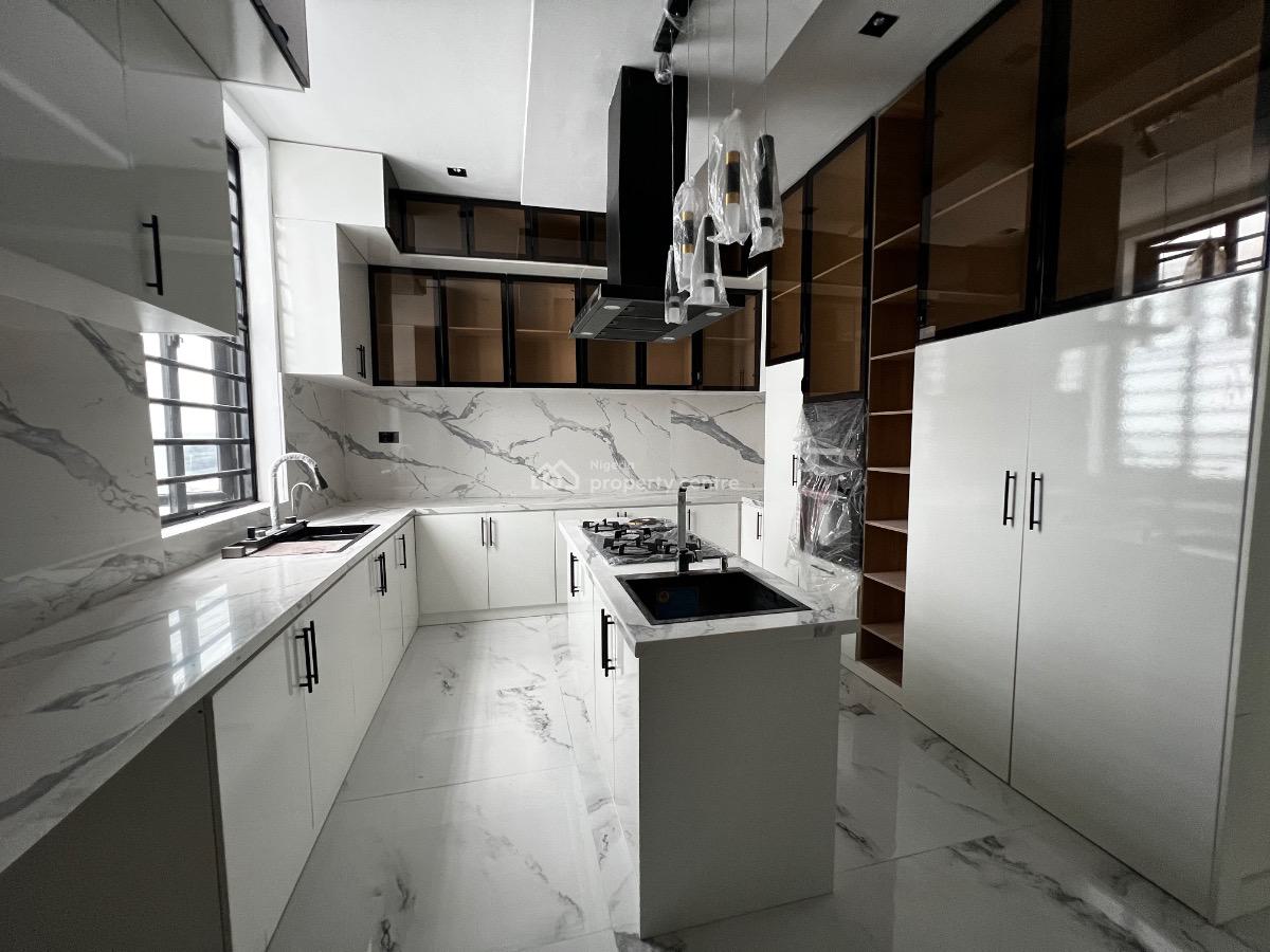 Spacious 5 Bedroom Detached Duplex with a Room Bq,swimming Pool, Lekki Phase 1, Lekki, Lagos, Detached Duplex for Sale