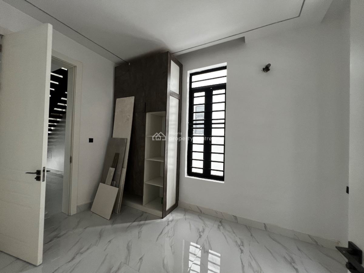 Spacious 5 Bedroom Detached Duplex with a Room Bq,swimming Pool, Lekki Phase 1, Lekki, Lagos, Detached Duplex for Sale