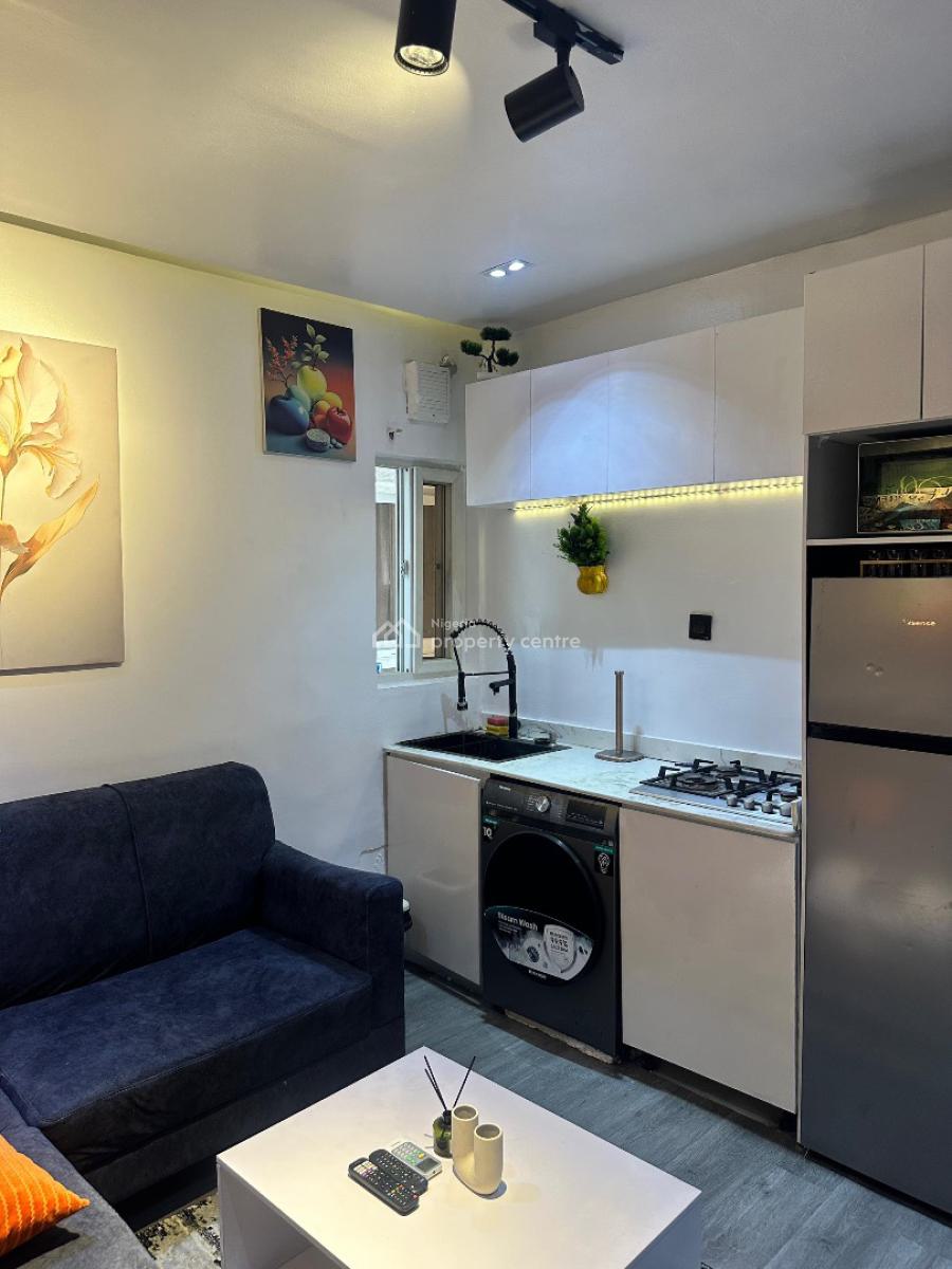 Tastefully Furnished One Bedroom Apartment, Off Admiralty Road, Lekki Phase 1, Lekki, Lagos, Flat / Apartment for Rent
