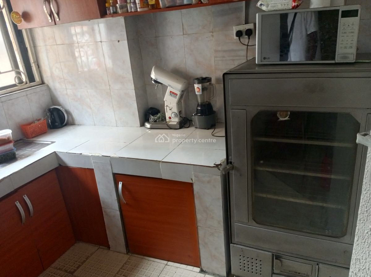 a Nice Room in a Shared Apartment, Close to The Express Road, By Thomas, Ajiwe, Ajah, Lagos, Self Contain (single Rooms) for Rent