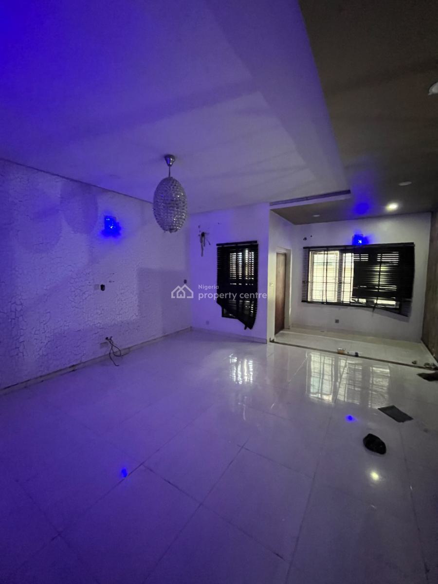 Beautiful 3 Bedroom Terrace Duplex, Mobil Road Ilaje, Ajah, Lagos, Terraced Duplex for Rent