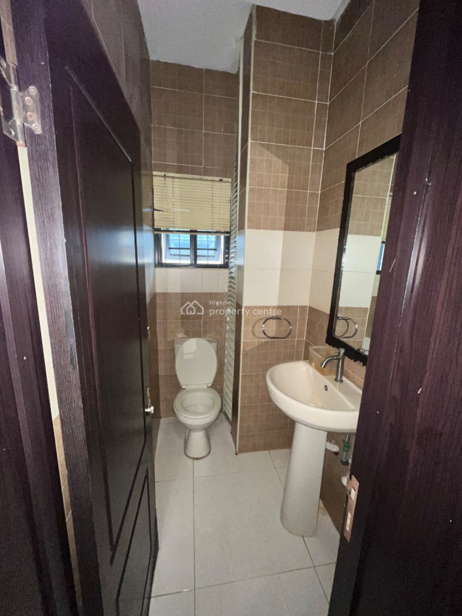 Beautiful 3 Bedroom Terrace Duplex, Mobil Road Ilaje, Ajah, Lagos, Terraced Duplex for Rent