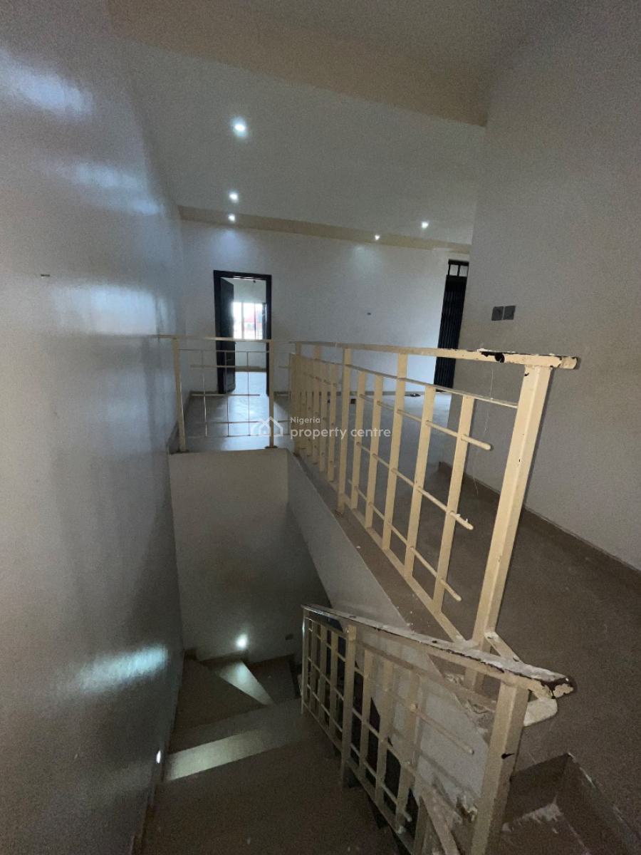 Beautiful 3 Bedroom Terrace Duplex, Mobil Road Ilaje, Ajah, Lagos, Terraced Duplex for Rent