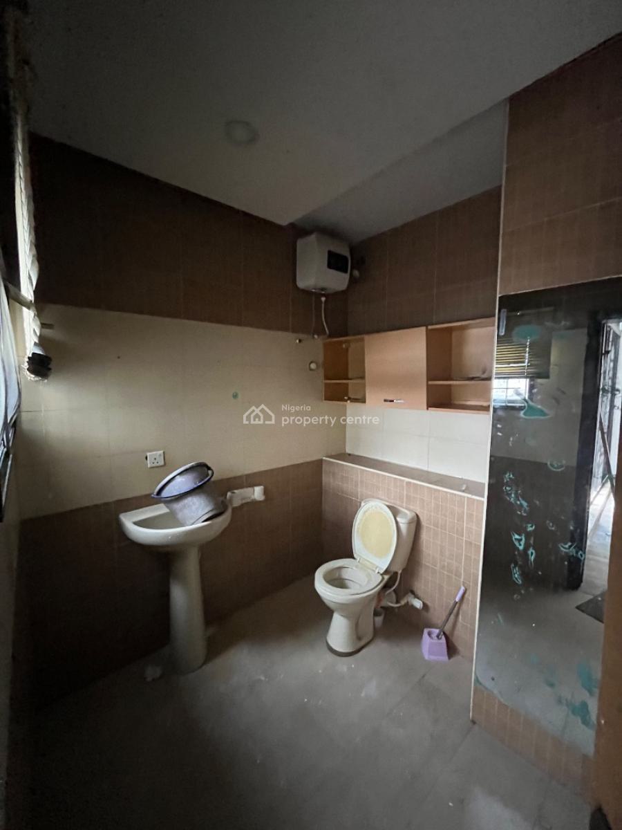 Beautiful 3 Bedroom Terrace Duplex, Mobil Road Ilaje, Ajah, Lagos, Terraced Duplex for Rent