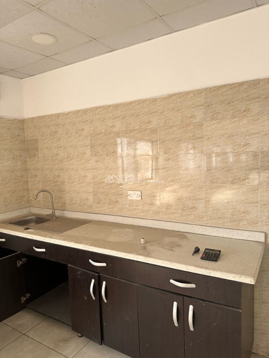 323sqm Commercial Property, Lekki Phase 1, Lekki, Lagos, Office Space for Rent