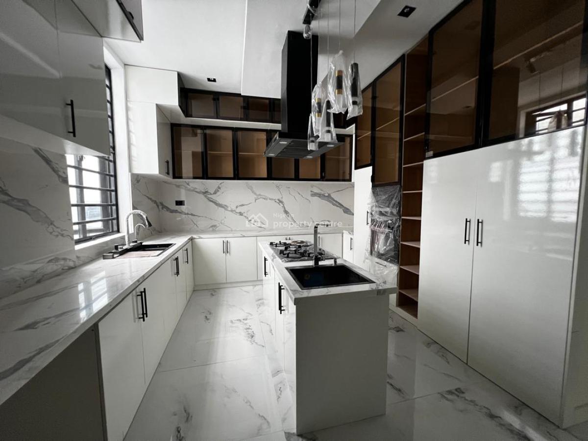 5 Bedroom Detached House, Lekki Phase 1, Lekki, Lagos, Detached Duplex for Sale
