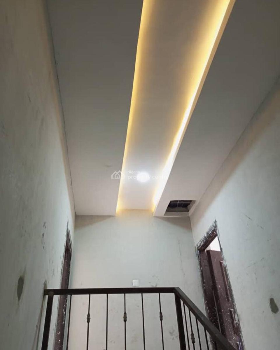 Luxury 3 Bedroom Flat, Orchid Road, Lekki Phase 2, Lekki, Lagos, Flat / Apartment for Rent