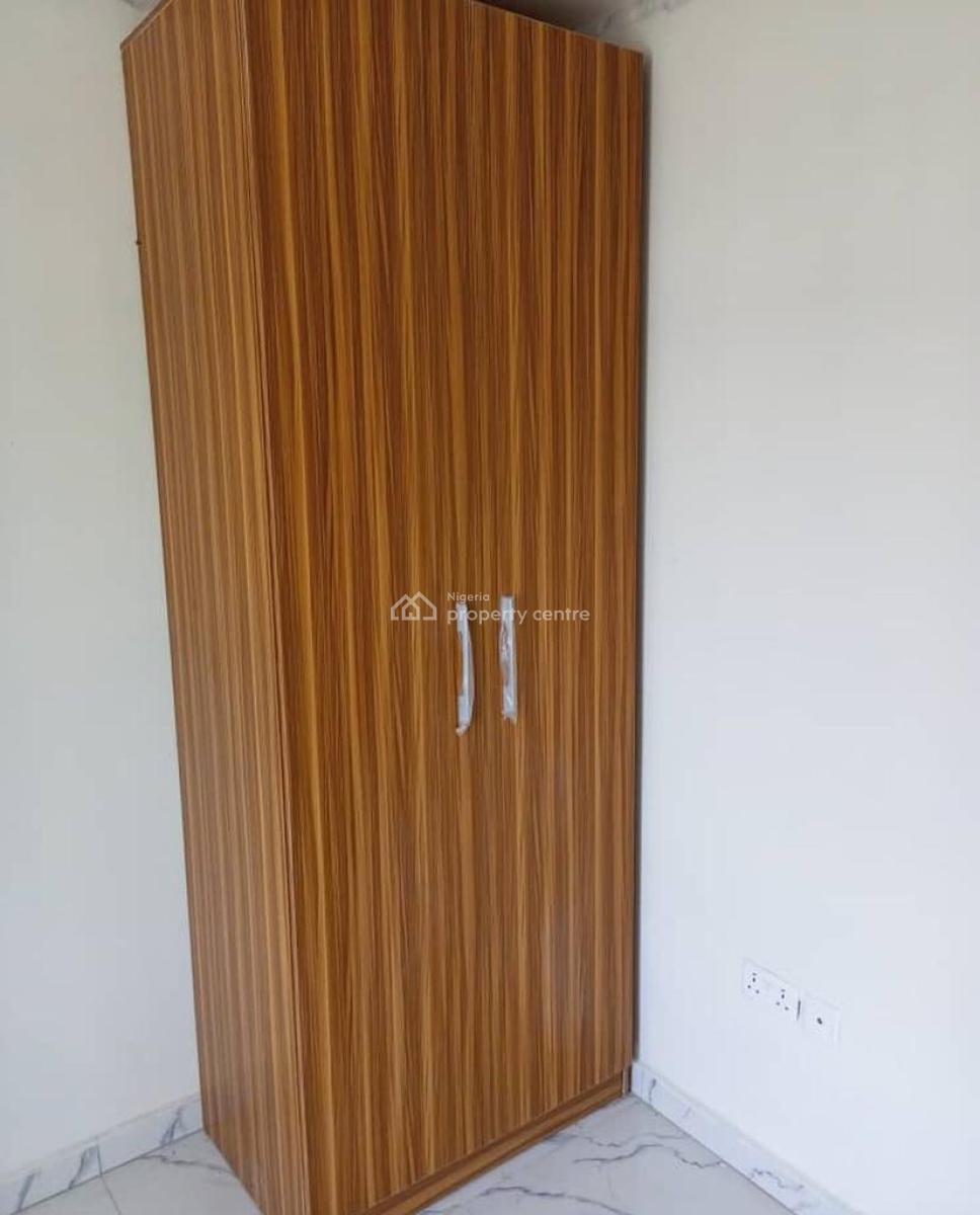 Luxury 3 Bedroom Flat, Orchid Road, Lekki Phase 2, Lekki, Lagos, Flat / Apartment for Rent