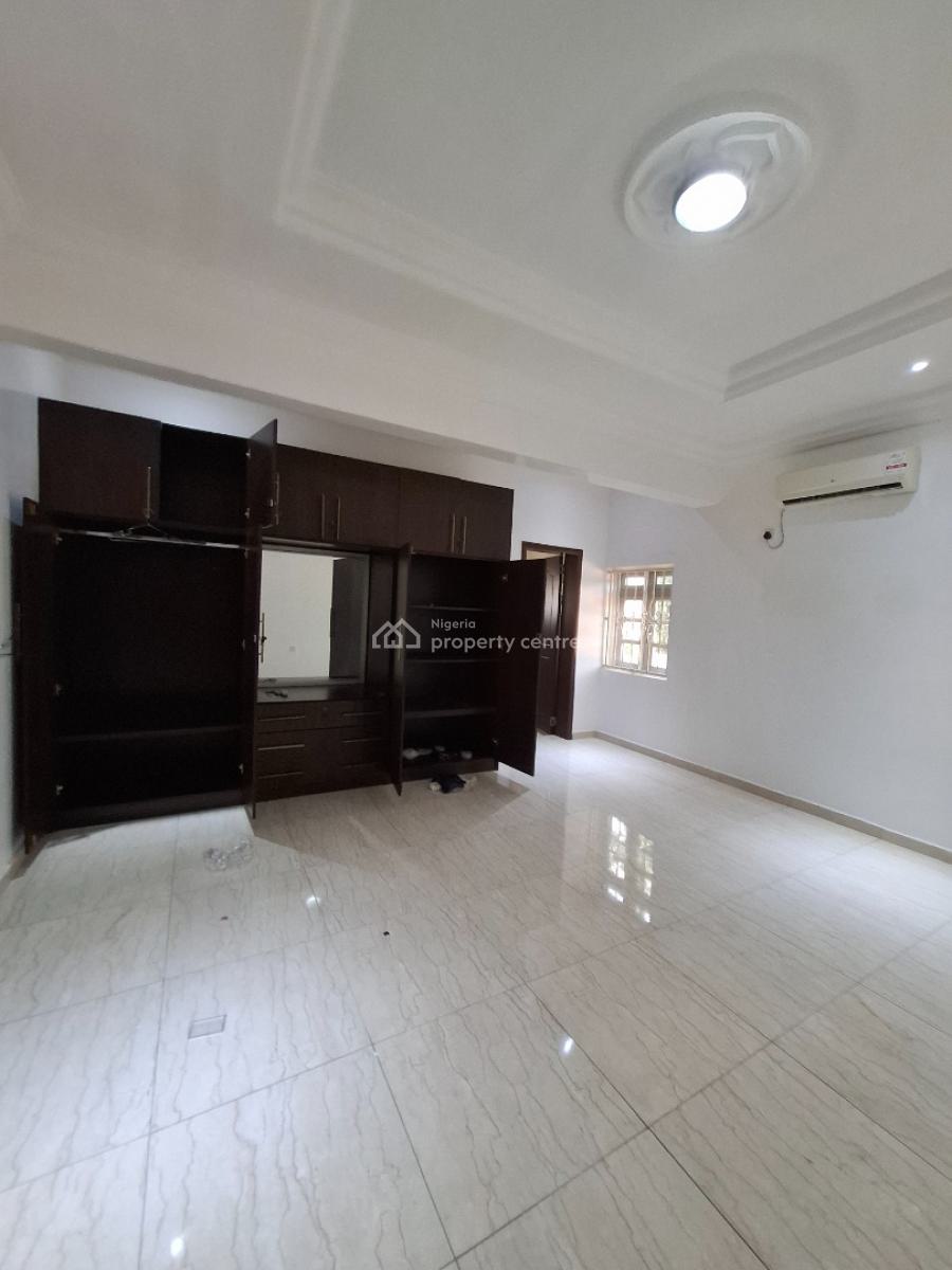 Standard and Serviced 3 Bedroom Apartment, Area 11, Garki, Abuja, Flat / Apartment for Rent