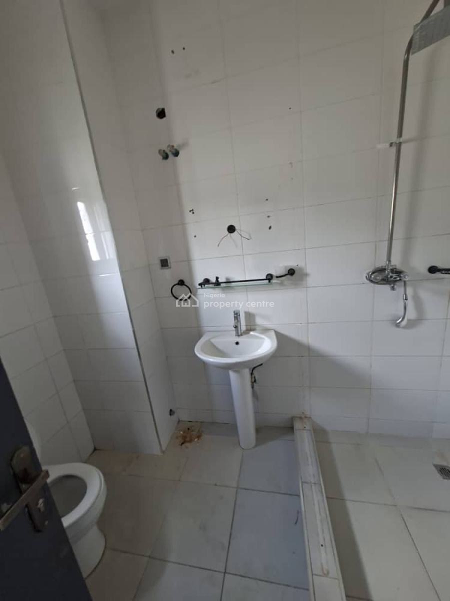 Tastefully Finished Spacious Standard Built 3 Bedroom Apartment, By Gilmor, Jahi, Abuja, Flat / Apartment for Sale