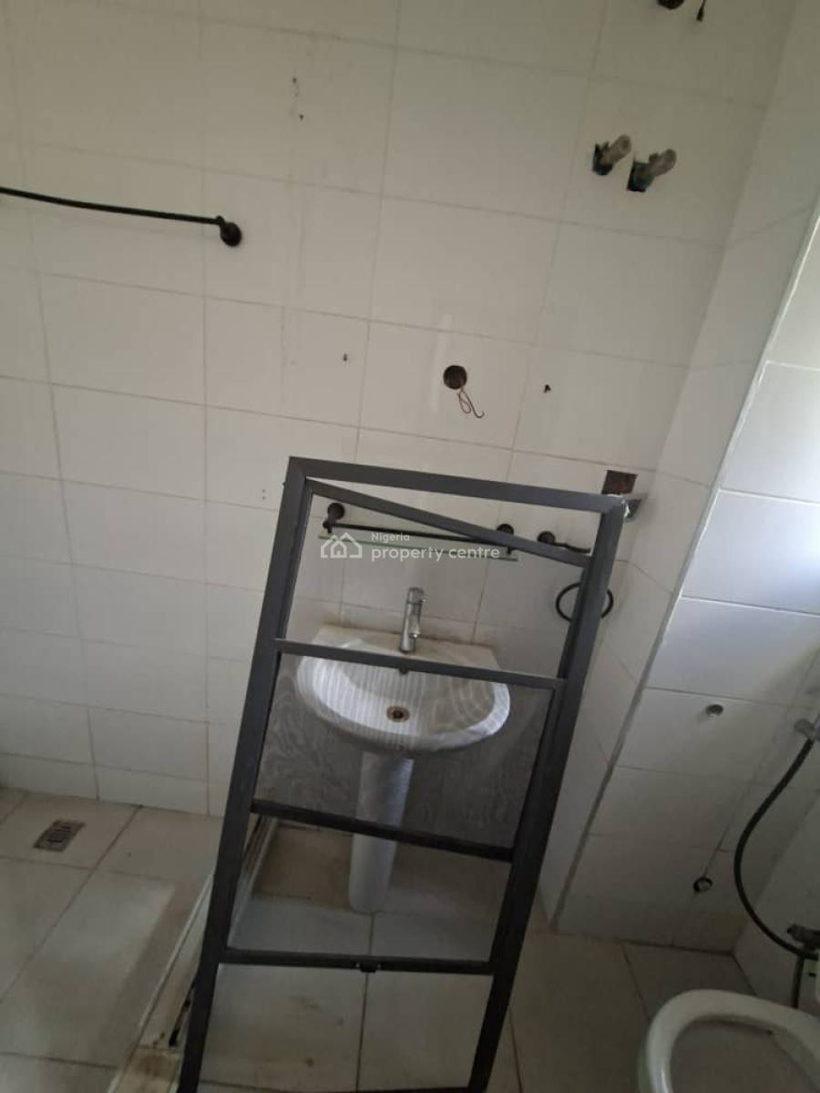 Tastefully Finished Spacious Standard Built 3 Bedroom Apartment, By Gilmor, Jahi, Abuja, Flat / Apartment for Sale